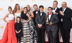 When Does Modern Family Season 11 Start on ABC? Release Date, News