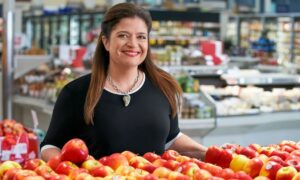 Chef Alex Guarnaschelli Returns with Ambush-Style Cooking Battles in New Season of “Supermarket Stakeout”